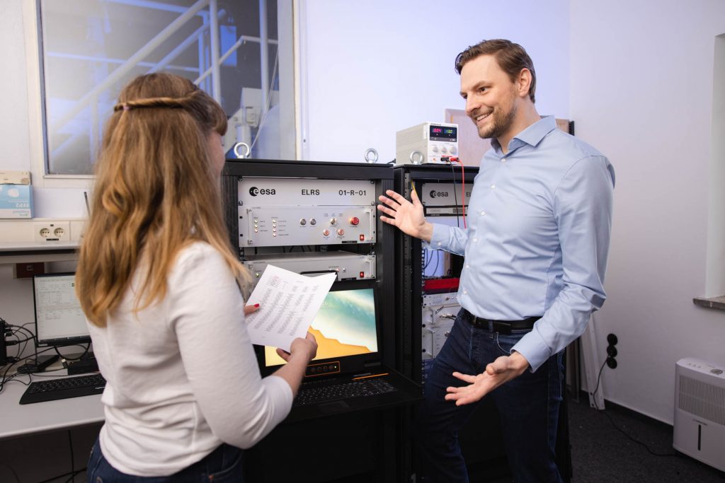 DiGOS - Laser Ranging for Satellites and Space Debris | Engineering ...